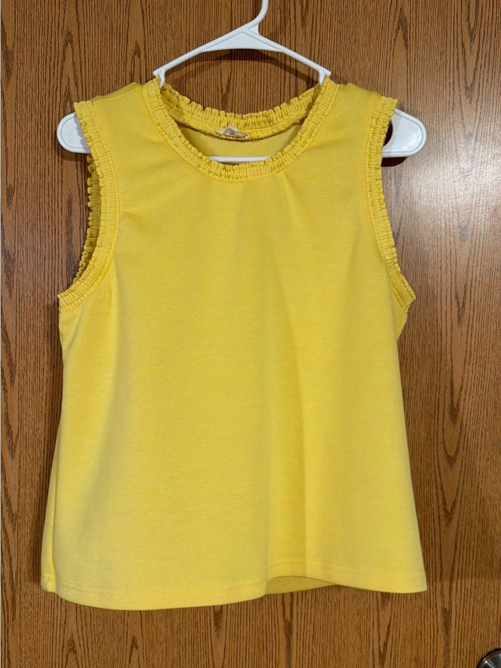 Jodifl small yellow ruffle edge tank